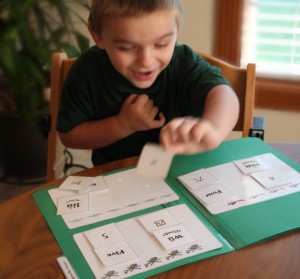 Counting to Six File Folder Game @DinkerGiggles