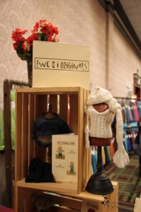 Cute Tiny Sweater Display: Pittsburgh Knit & Crochet Festival @DinkerGiggles #knit #crochet